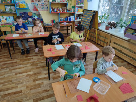 Аппликация «Валентинка» . Аппликация «Валентинка» .